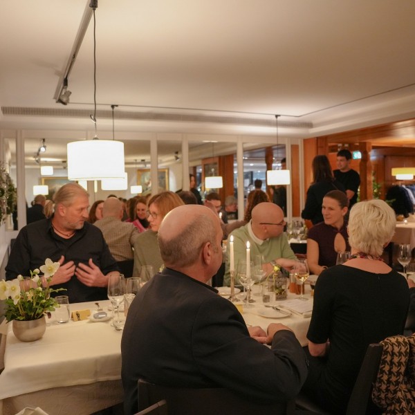 KOMMPAKT Weihnachtsessen in der Linde Fislisbach
